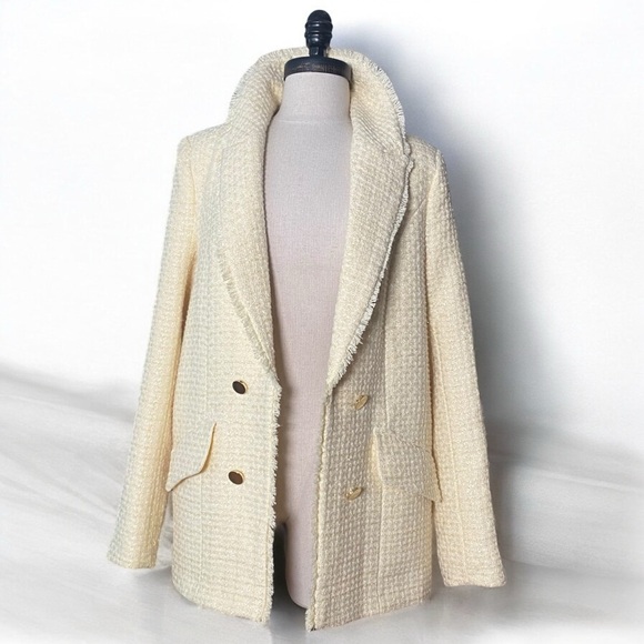 NWOT River Island Cream Boucle w/ Gold Buttons Blazer/Jacket size US 6 - Picture 6 of 16